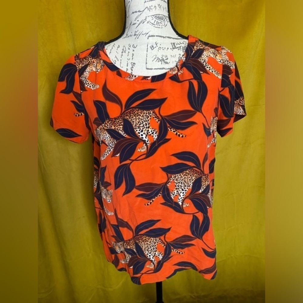 Ann Taylor - Orange Blouse with foliage & Leopards - EUC - size Small